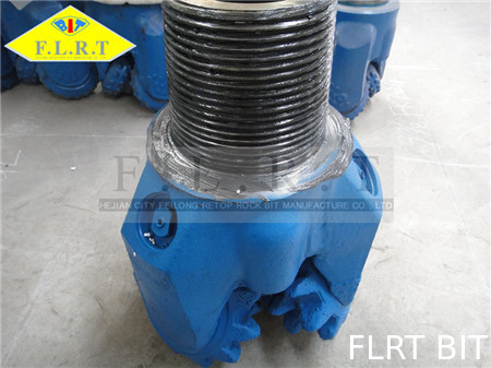 अच्छी कीमत FLRT स्टील टूथ ट्राईकॉन बिट / MT ड्रिल बिट 311.2mm FSA124 सील रोलर असर के साथ ऑनलाइन